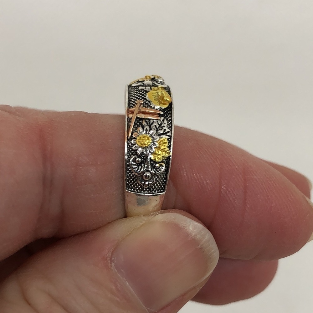 3/$25, 4/$30 Dragonfly Ring Unisex Size 10 - Picture 6 of 11